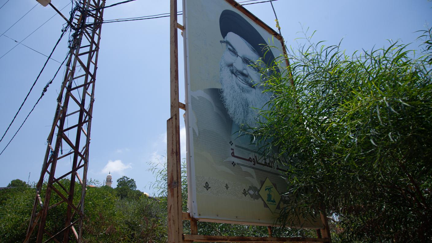 Un ritratto di Hassan Nasrallah, segretario generale degli Hezbollah