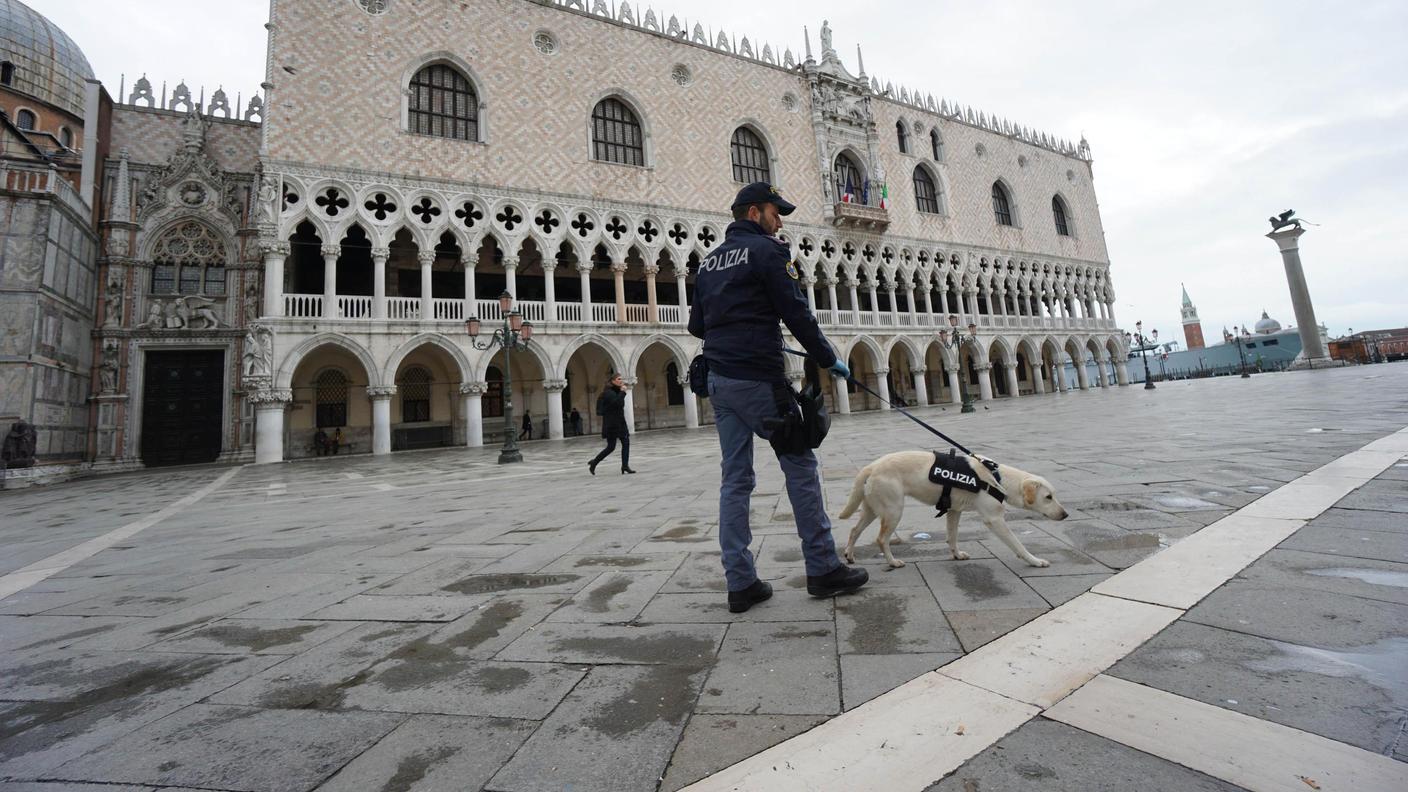 Le indagini sono affidate alla polizia di Stato italiana 