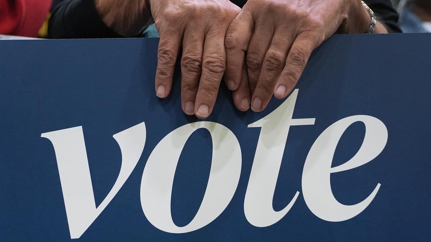 Perfetta parità per i due candidati alla Casa Bianca