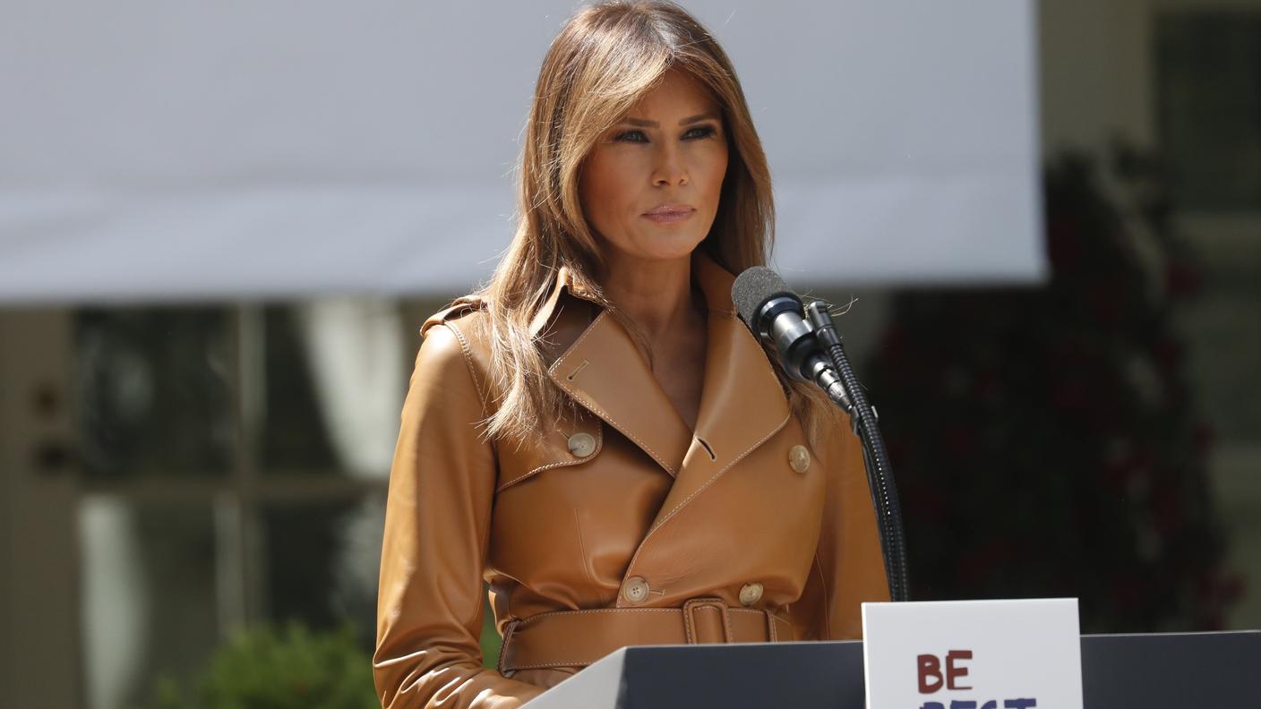 La brochure della campagna di Melania "Be Best" riprende un testo della presidenza Obama