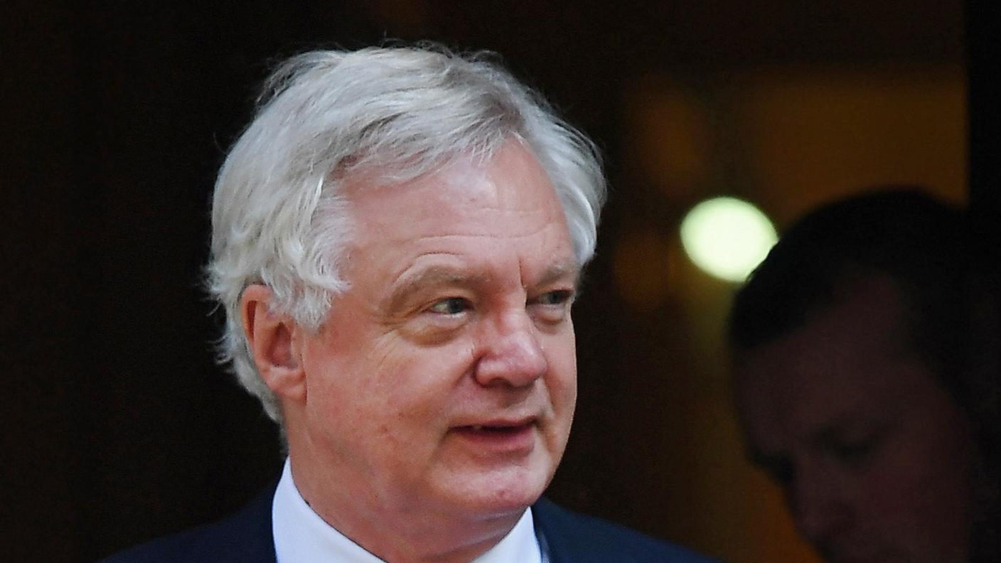 Il ministro in disaccordo con la premier ha rassegnato le dimissioni