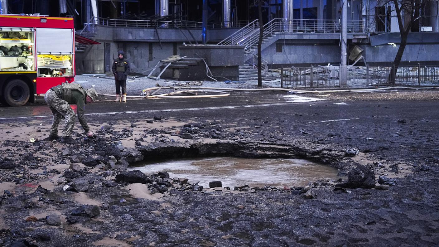 Danni e morti a Kiev dopo un attacco missilistico russo