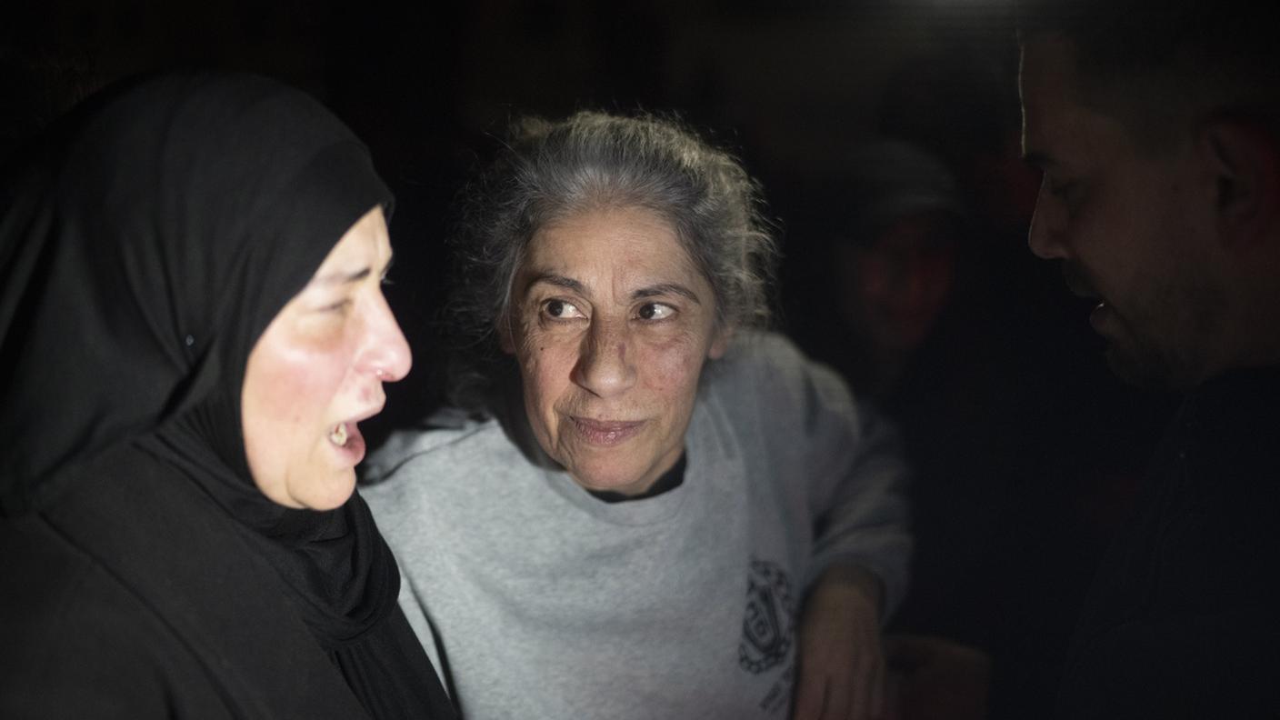 La 62enne Khalida Jarrar dopo essere stata rilasciata