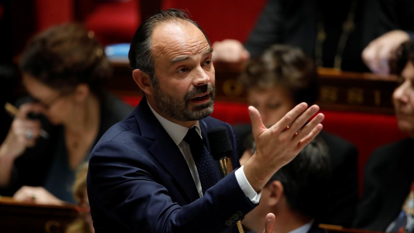 Retromarcia del Governo sulla contestata misura di tassa sui carburanti