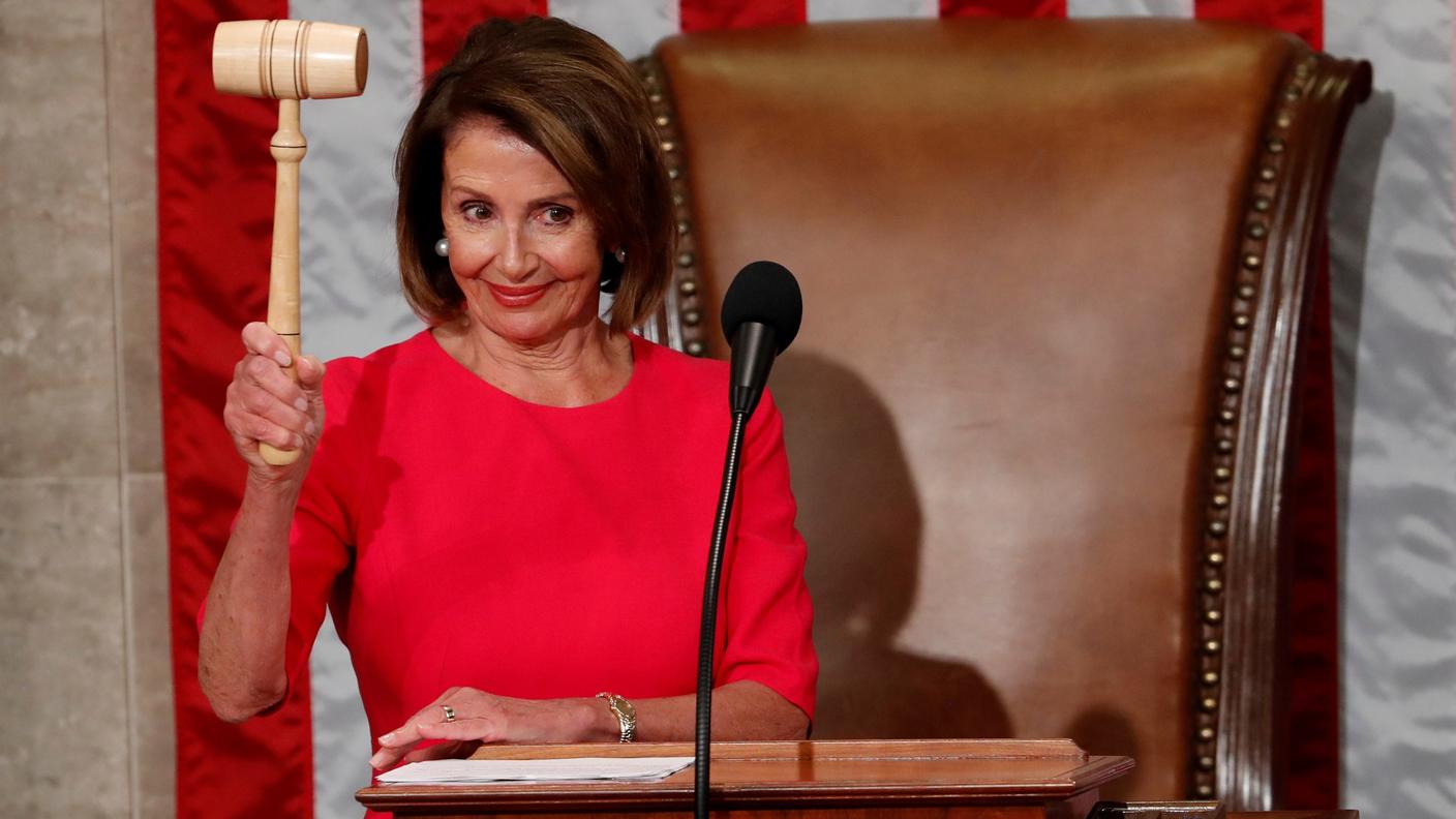 Nancy Pelosi e la Camera dei rappresentanti hanno approvato una legge per sbloccare lo shutdown