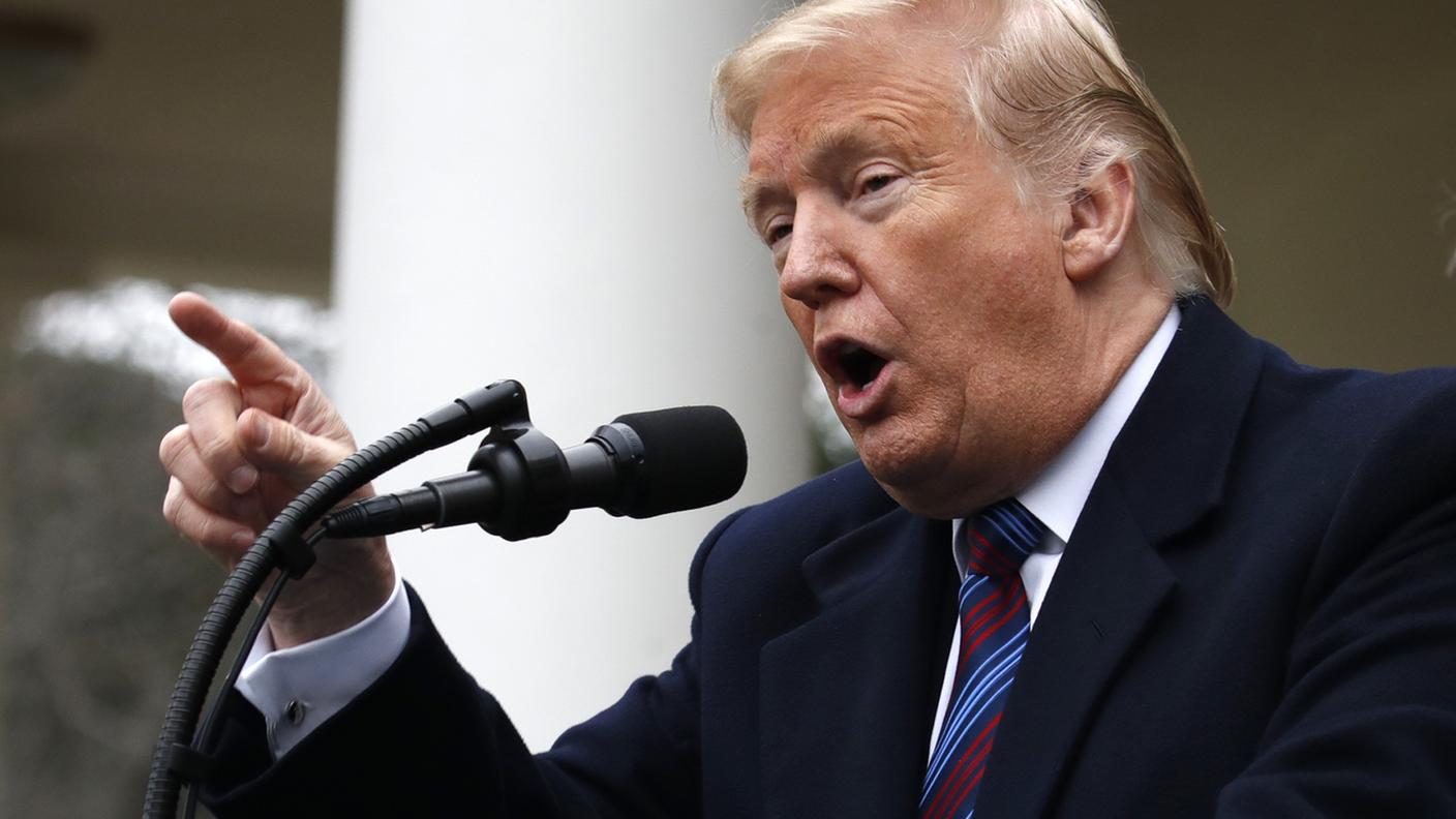 Donald Trump insiste, vuole il muro