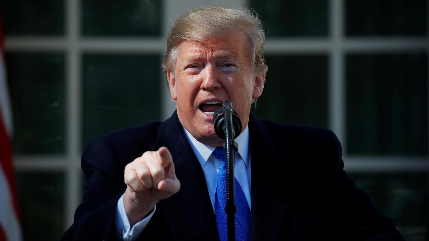 Trump minaccia di liberare combattenti dell'IS catturati se gli europei non li processeranno