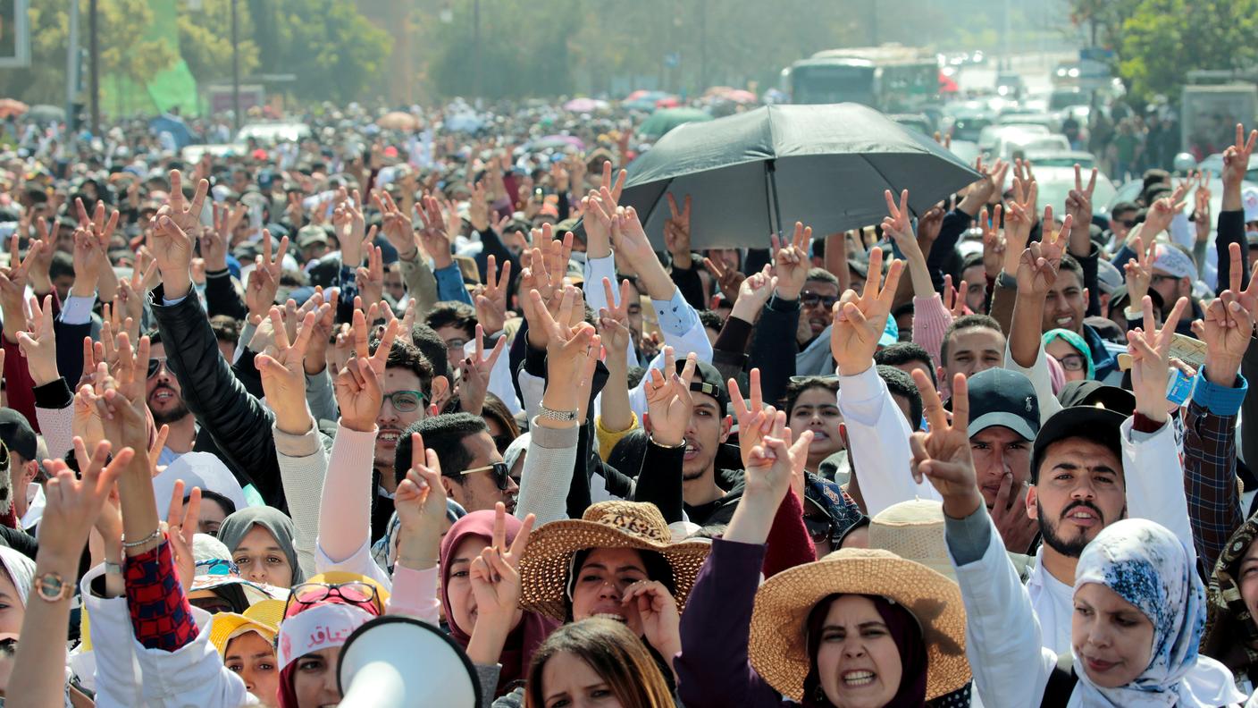 I docenti precari marocchini manifestano da alcune settimane