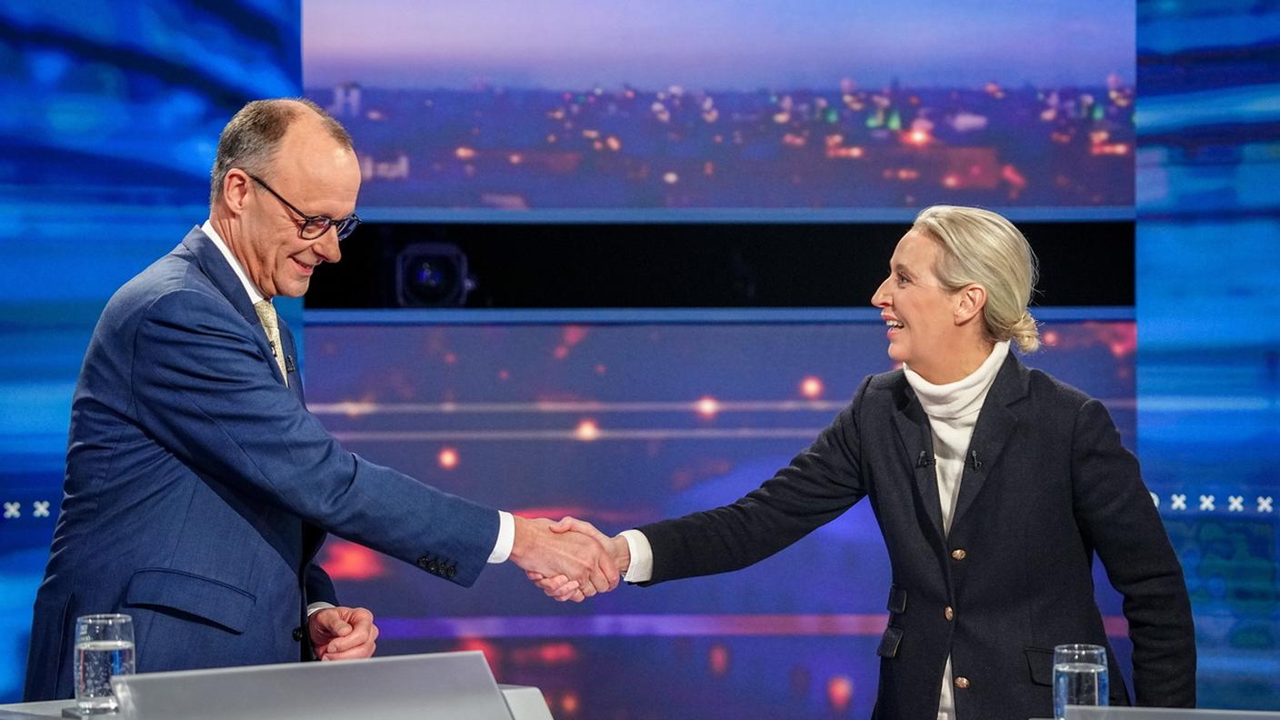 Il capofila dell'dell’Unione tra CDU e CSU Friedrich Merz (s) e la candidata di punta dell'AfD Alice Weidel.