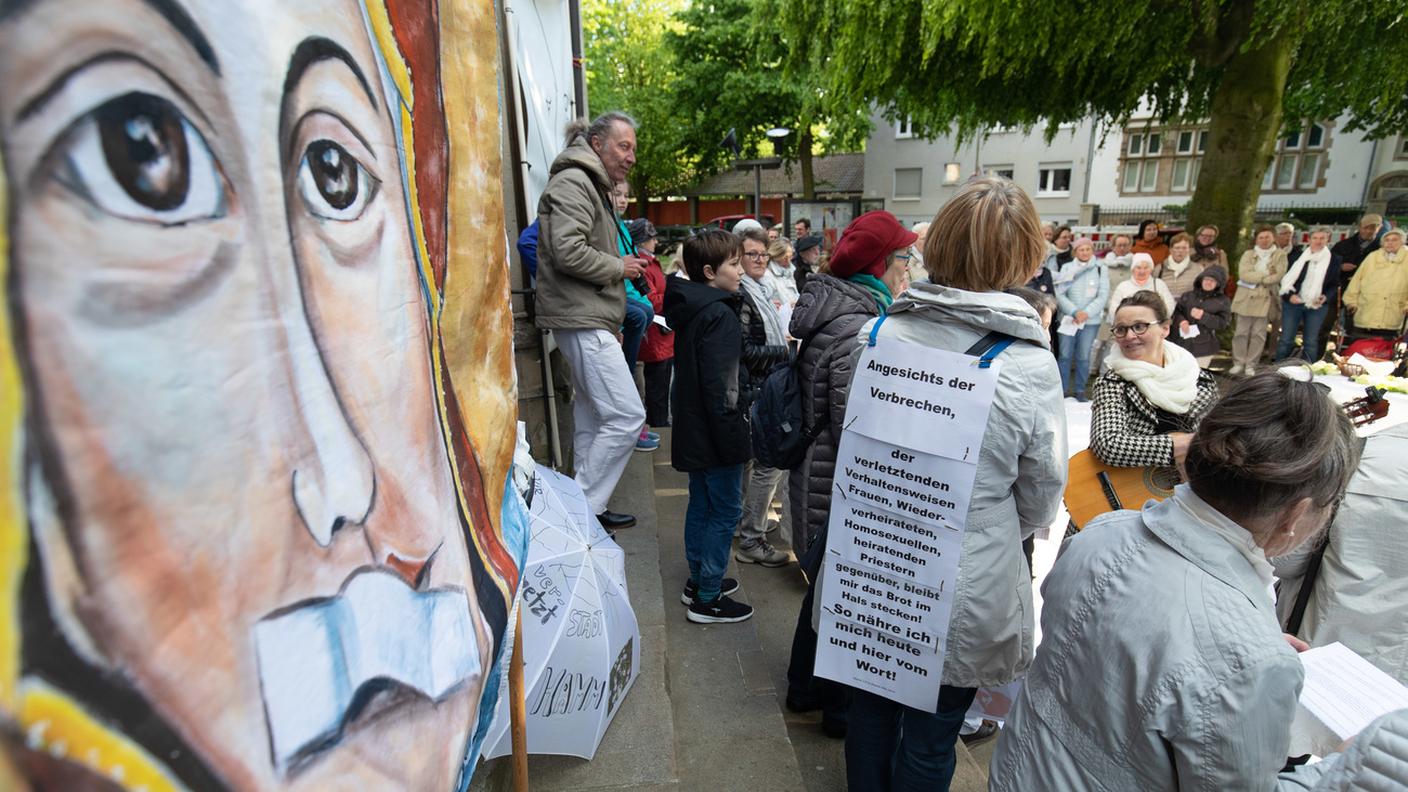 L'iniziativa (qui una manifestazione a Münster) ha ricevuto ampio sostegno, ma anche diverse critiche