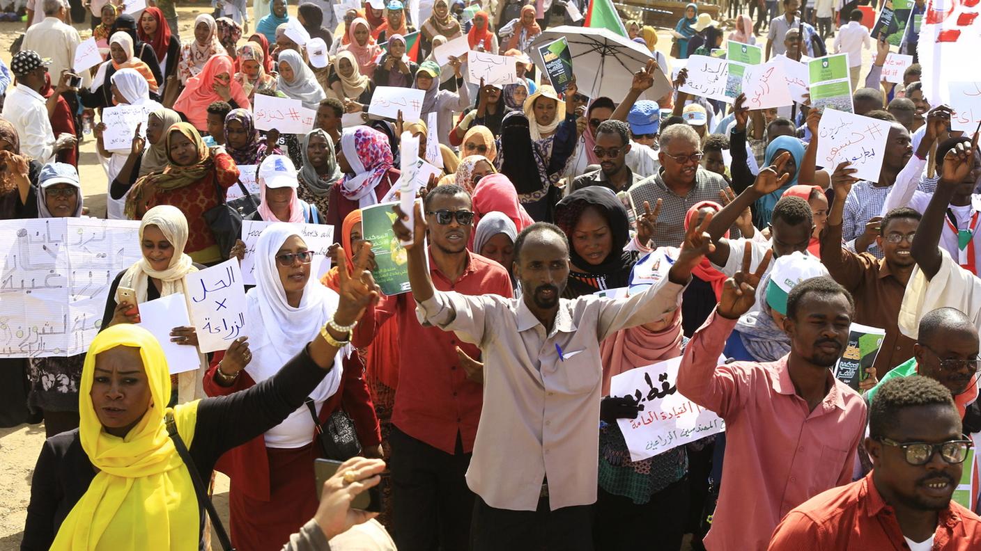 Le proteste per un governo civile in Sudan non si sono mai arrestate