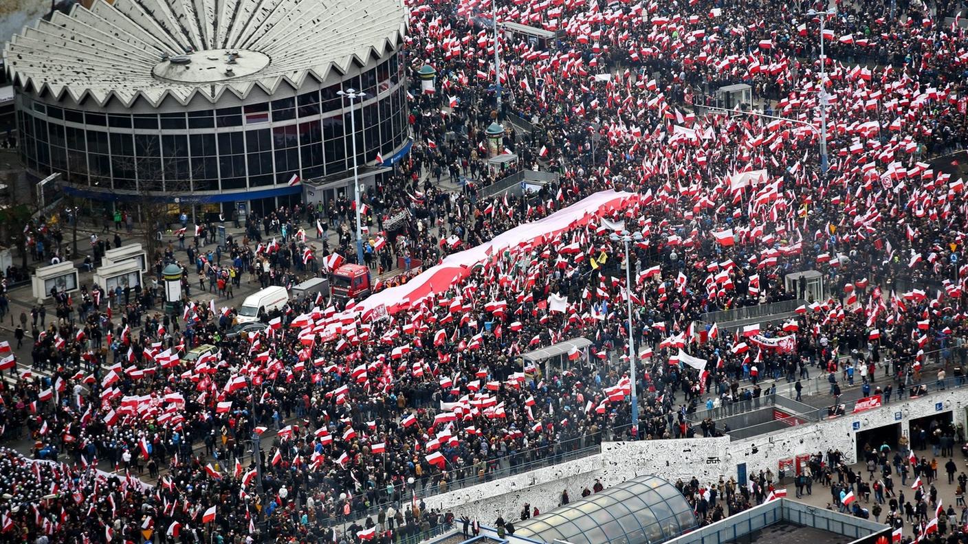 "La Polonia per i polacchi, i polacchi per la Polonia", la marcia dell'indipendenza dello scorso 11 novembre