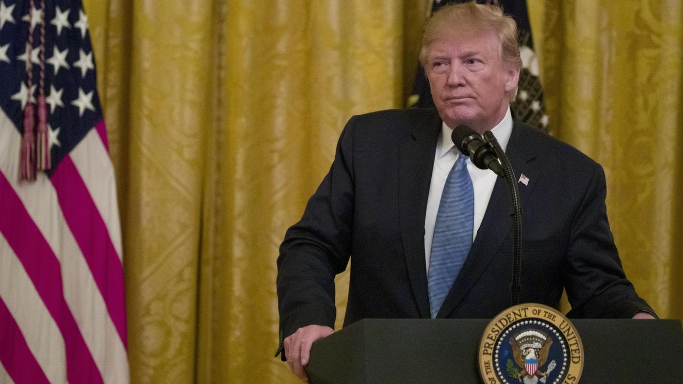 Trump attacca senza mezzi termini la premier May e la sua compagine governativa
