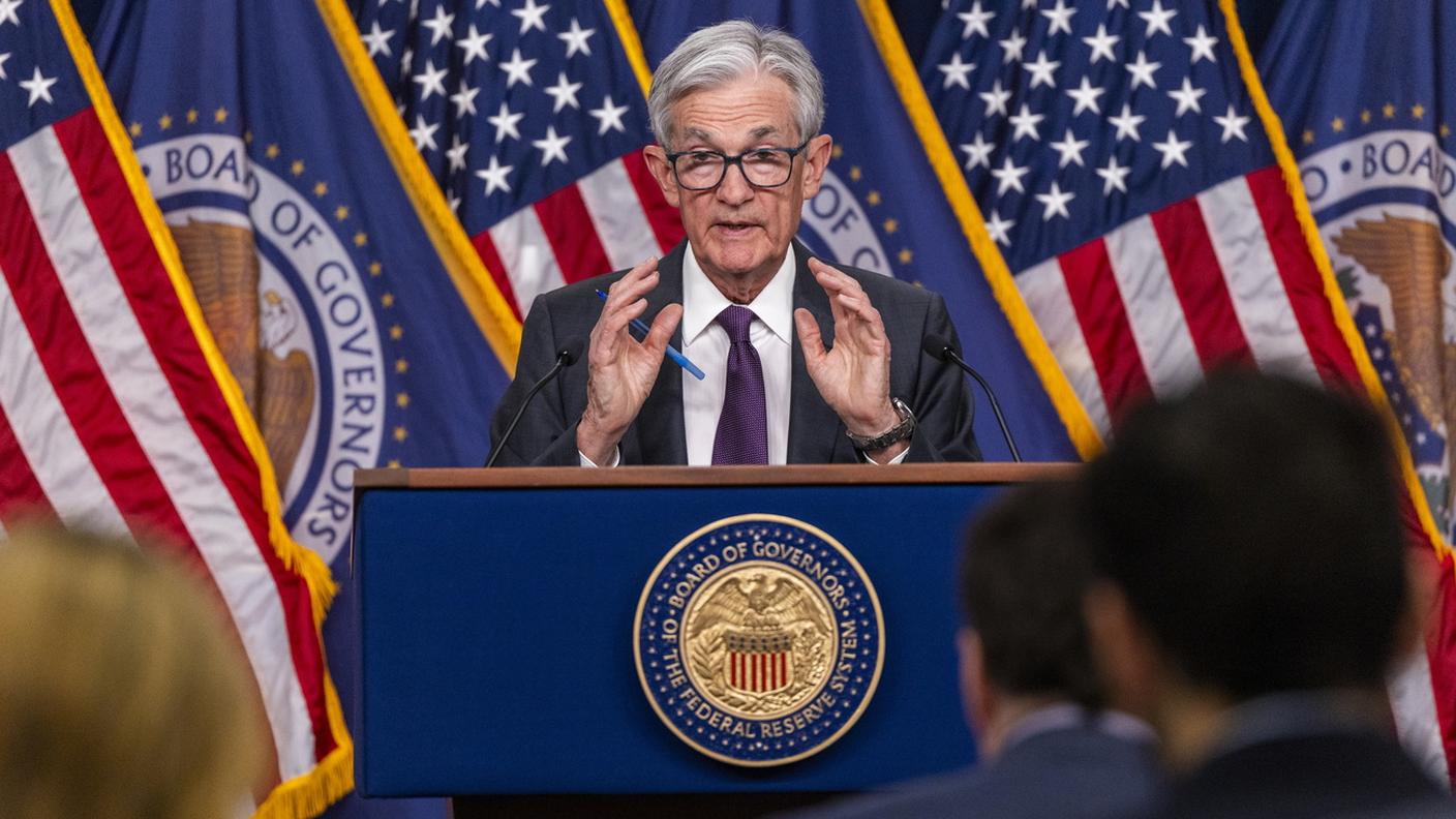 Jerome Powell, presidente della FED, durante la conferenza stampa a Washington sulle ultime decisioni e stime della banca centrale USA