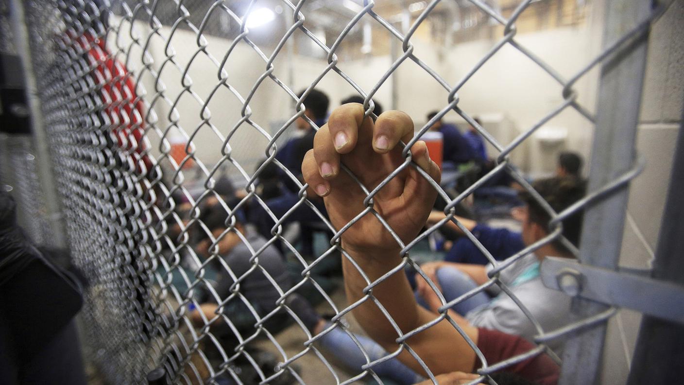 Restrizioni negli USA anche per gli immigrati legali