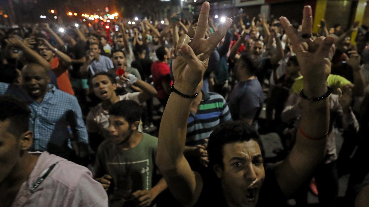 Protesta in piazza Tahrir contro Sisi