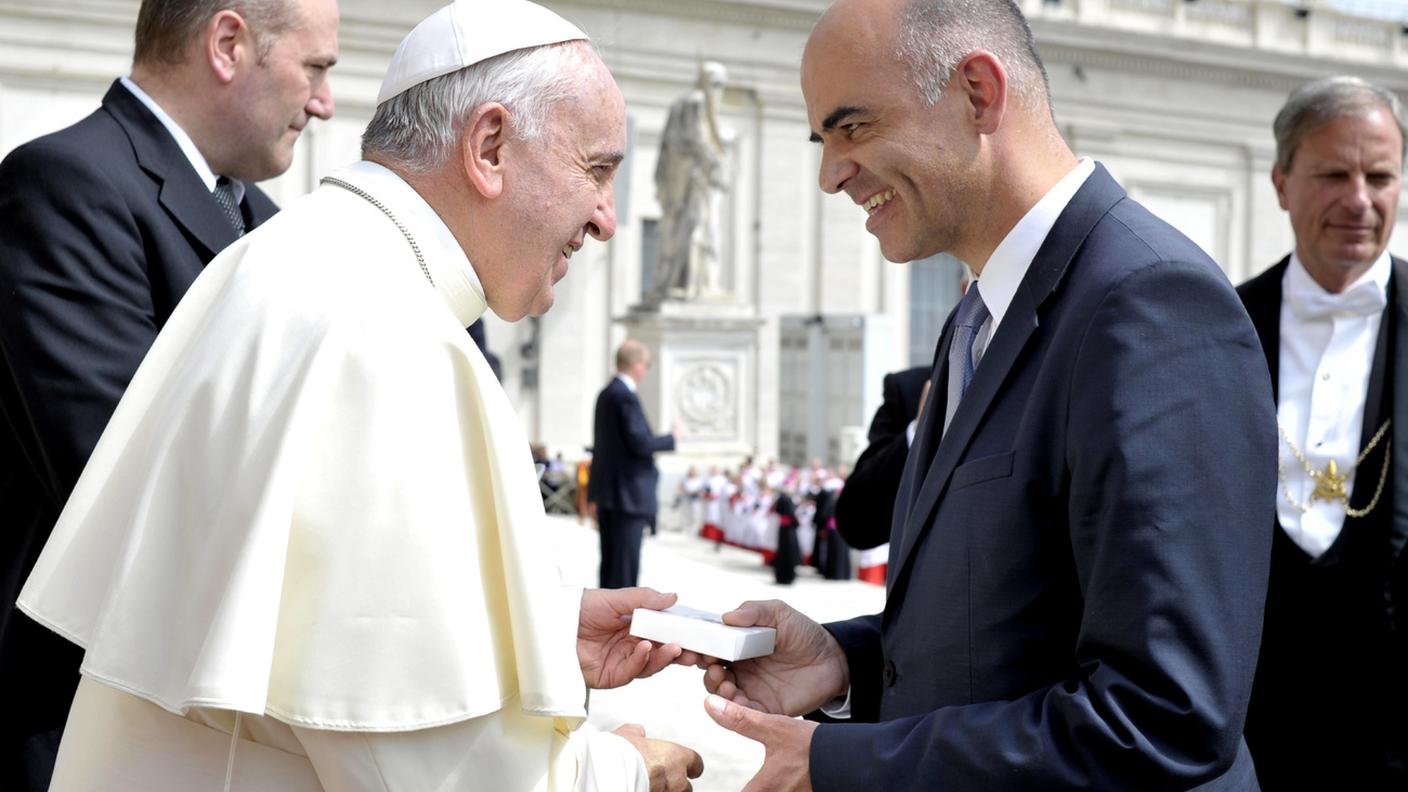 Papa Francesco e Alain Berset, 6 maggio 2015