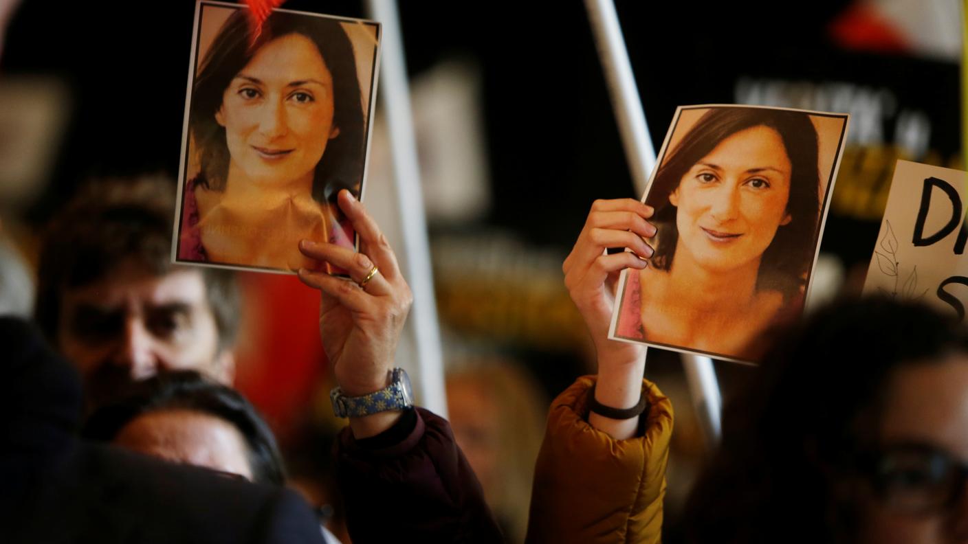 Daphne Caruana Galizia è stata uccisa con una bomba nella sua auto il 16 ottobre 2017