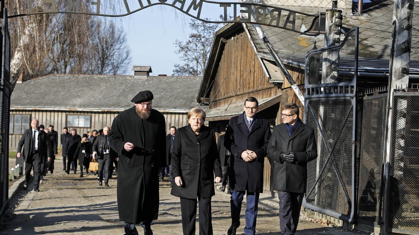 Angela Merkel ad Auschwitz
