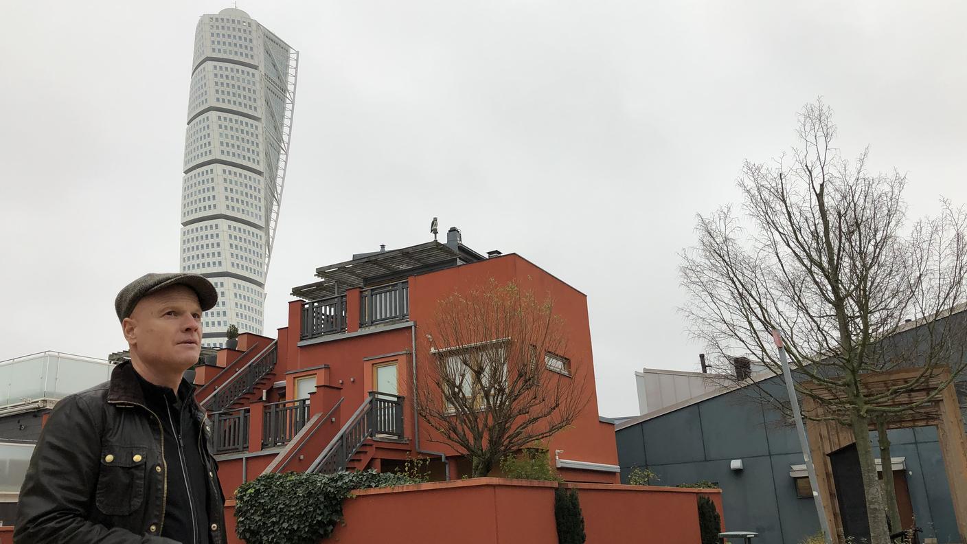 All'ombra del Tournig Torso, edifici a misura d'uomo, all'insegna dell'efficienza energetica