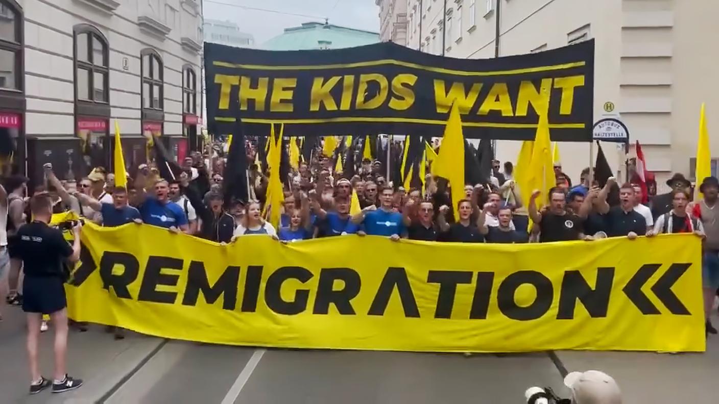 Attivisti identitari a Vienna, nel luglio del 2024
