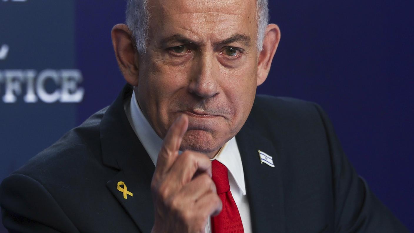 Benjamin Netanyahu alza la voce: "Cosa c’è di sbagliato in questo?"