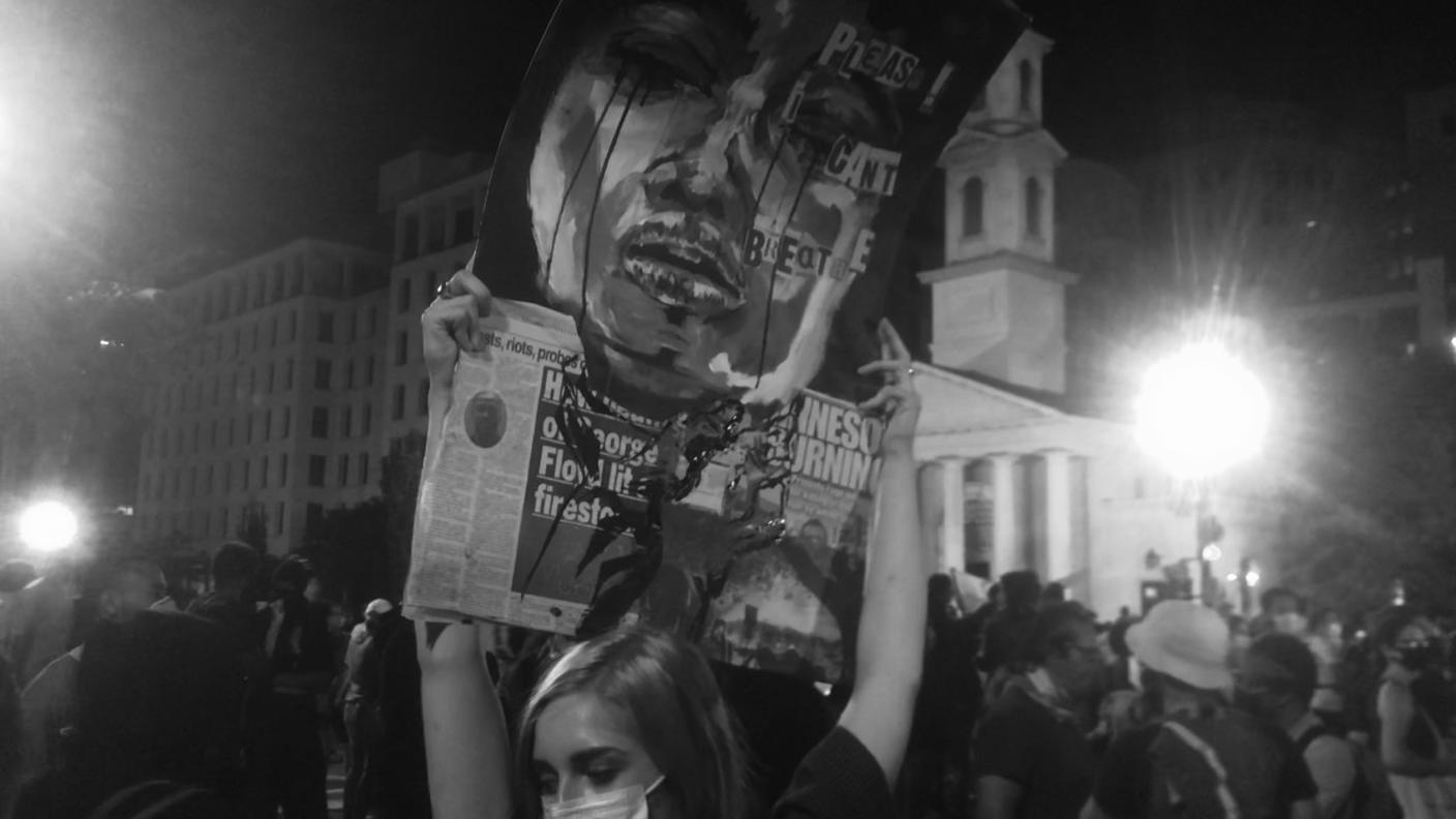 Anne O' Bryan ha dipinto questo disegno. Ritrae George Floyd, il 46enne afroamericano morto dopo l'arresto da parte della polizia. Un agente è stato incriminato per omicidio involontario