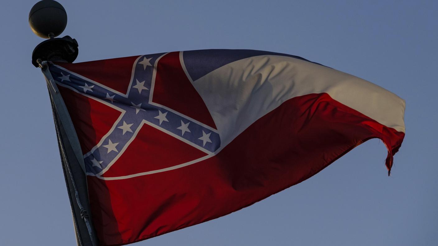 Il Mississippi cambia il suo vessillo statale