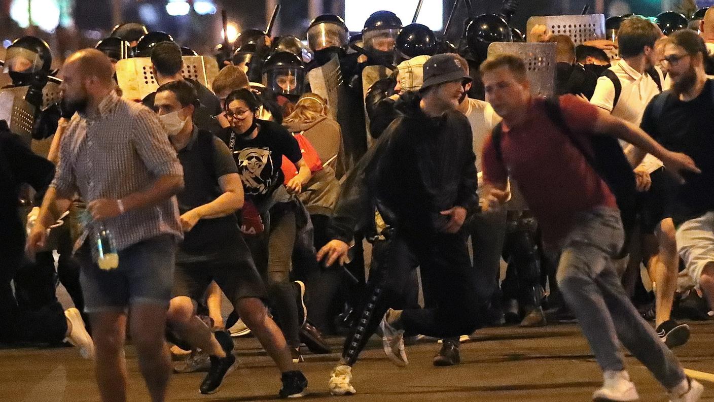 Manifestazione per protestare contro la rielezione di Lukashenko