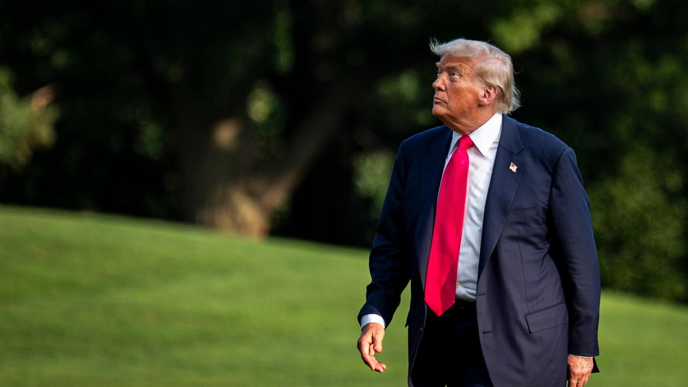 Trump ha denunciato l’articolo del WSJ come “falso, maligno, diffamatorio e totalmente fake”