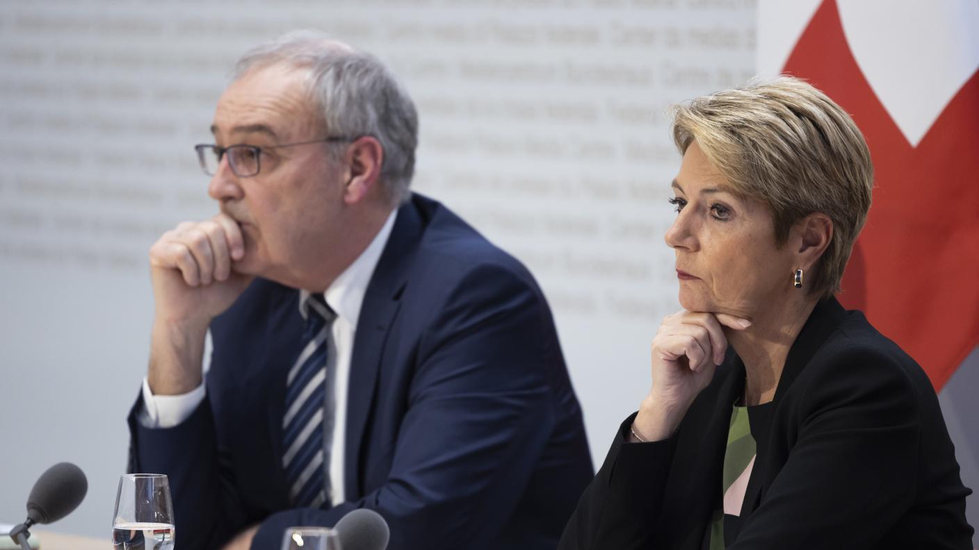 La preoccupazione di Karin Keller-Sutter e Guy Parmelin...
