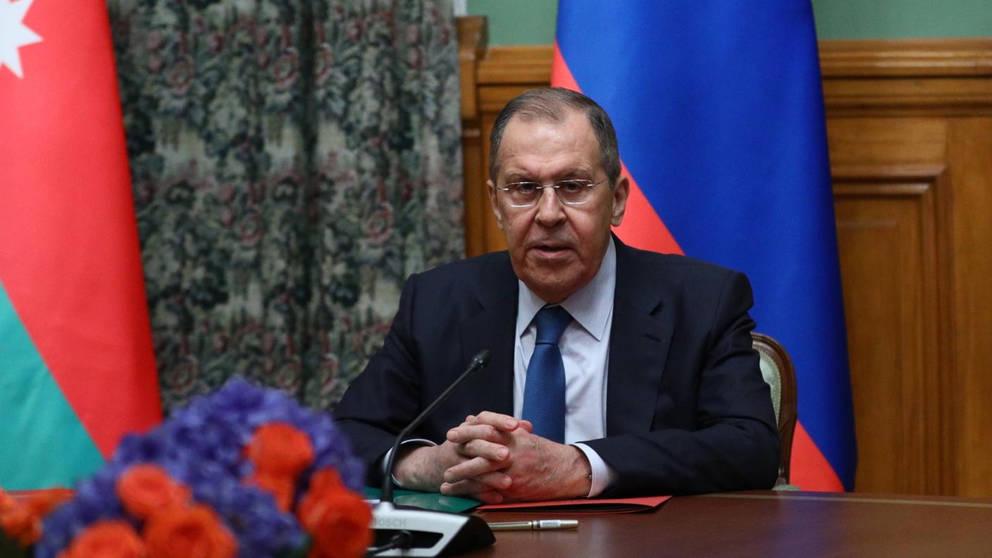 Il ministro russo Lavrov annuncia il cessate il fuoco tra Armenia e Azerbaigian