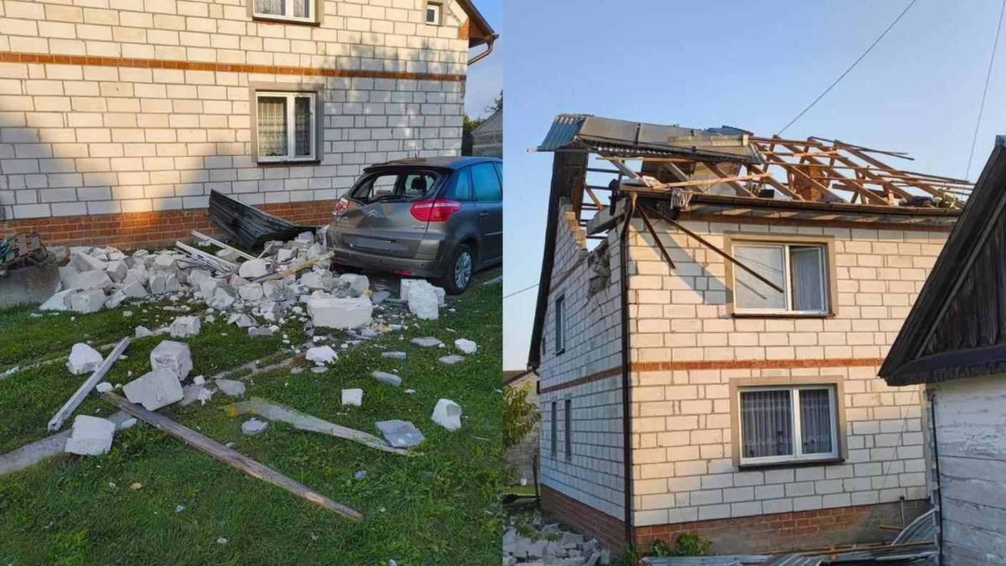 I danni a un'abitazione e a veicoli nel villaggio polacco di Wyrki, nella regione di Lublin in Polonia