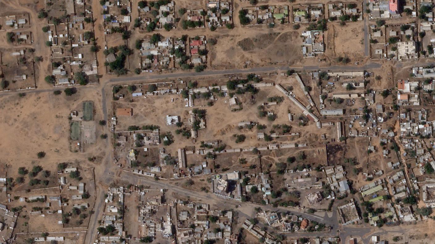 Una foto satellitare di El-Fasher scattata il 26 ottobre 2025