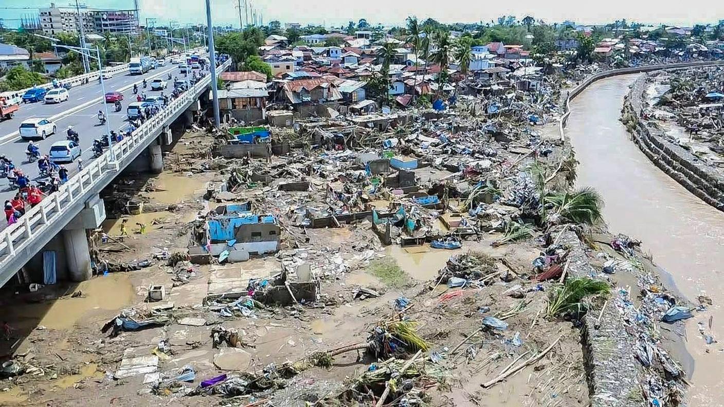 La devastazione causata dal tifone Kalmaegi nella provincia di Cebu, Filippine (6 novembre 2025)