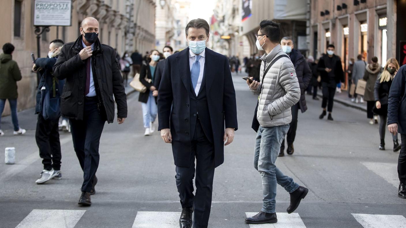 Giuseppe Conte si avvia verso le Camere per chiedere la fiducia