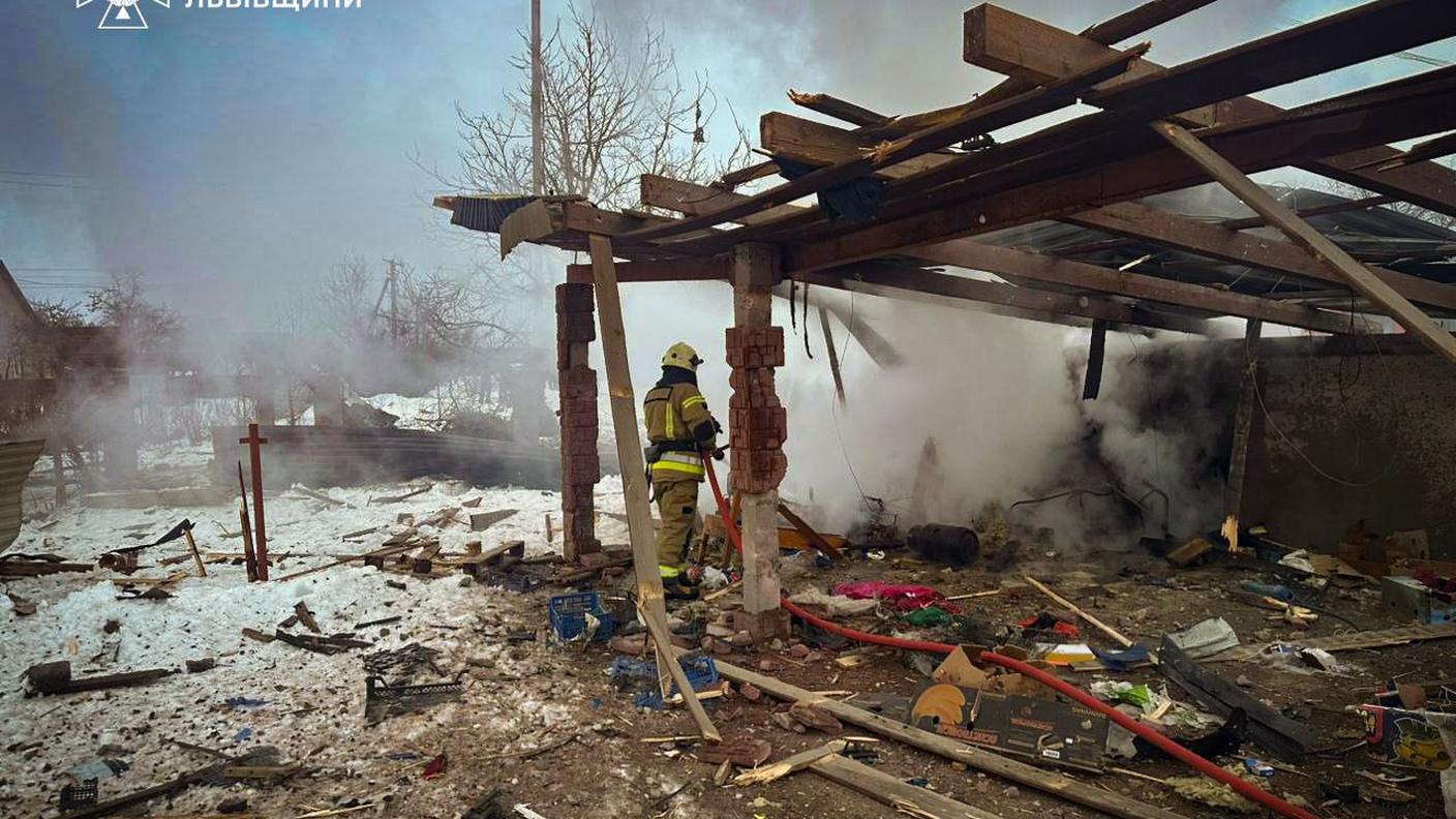 La devastazione causata dall'attacco di droni russi su una fattoria a Vinnytsia sabatp