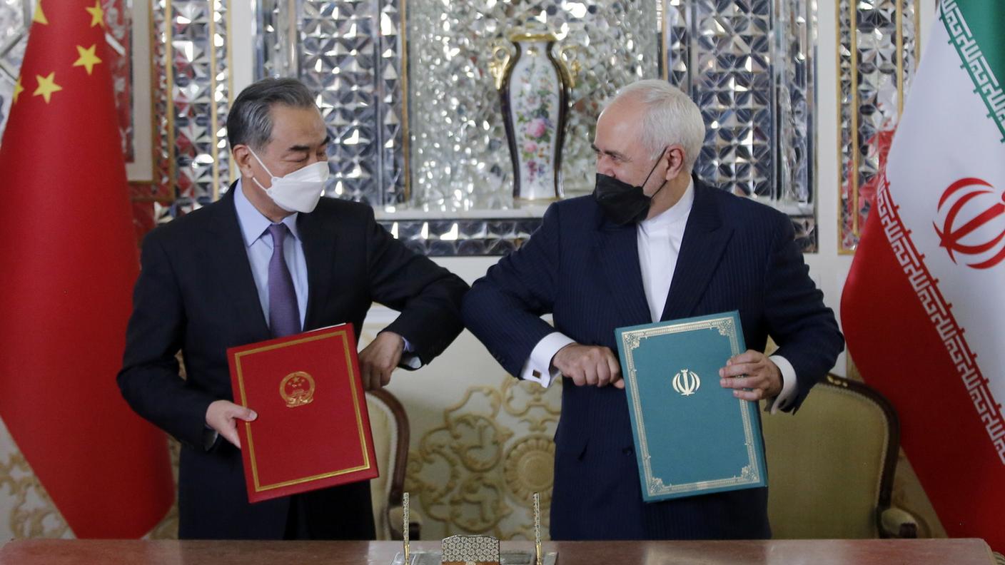 Wang Yi e Mohammad Javad Zarif a Teheran 