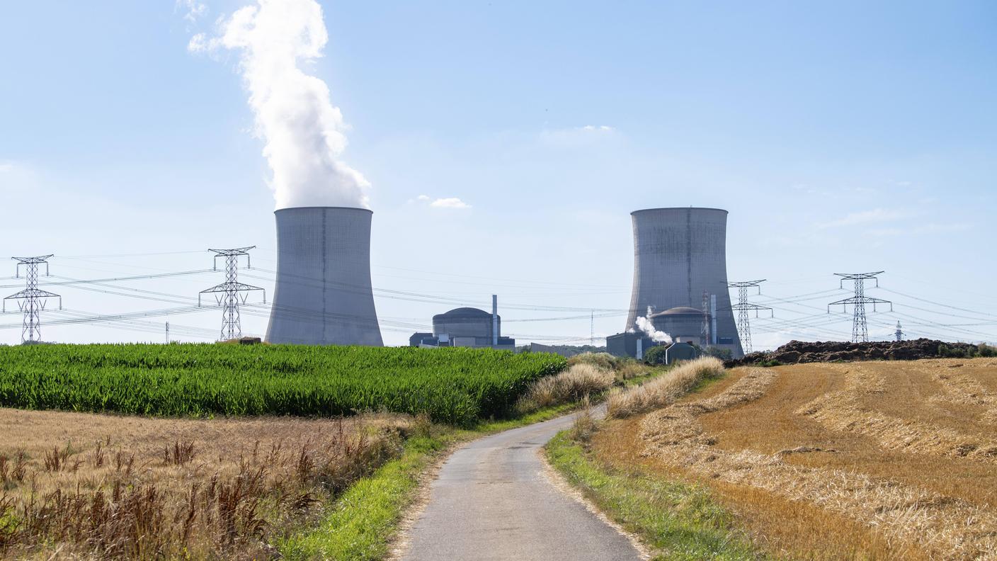 Una centrale nucleare in Francia