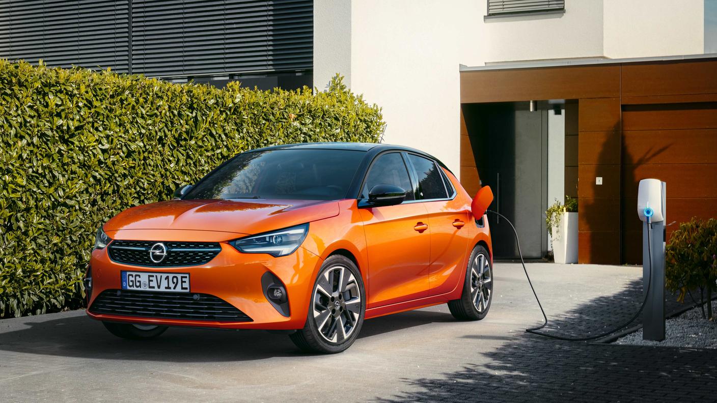 Le elettriche sono più efficienti come l'Opel Corsa-e e dal 2027 costeranno meno di una termica