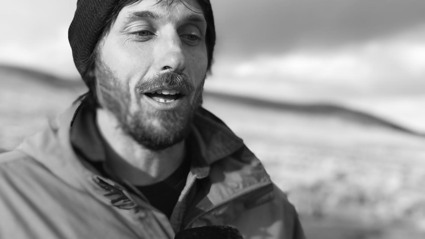 Will Falk, uno degli attivisti che ha promosso la protesta. E' accampato da 4 mesi in questa zona tra Montagne Rocciose e Sierra Nevada