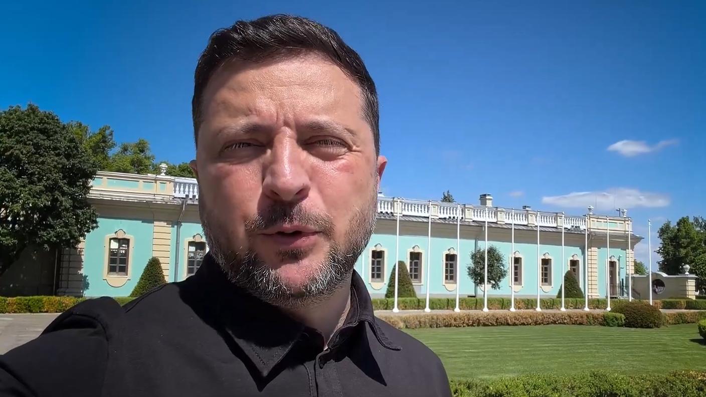 Zelensky su X: "Metafrax Chemicals è una componente importante dell'industria chimica russa"