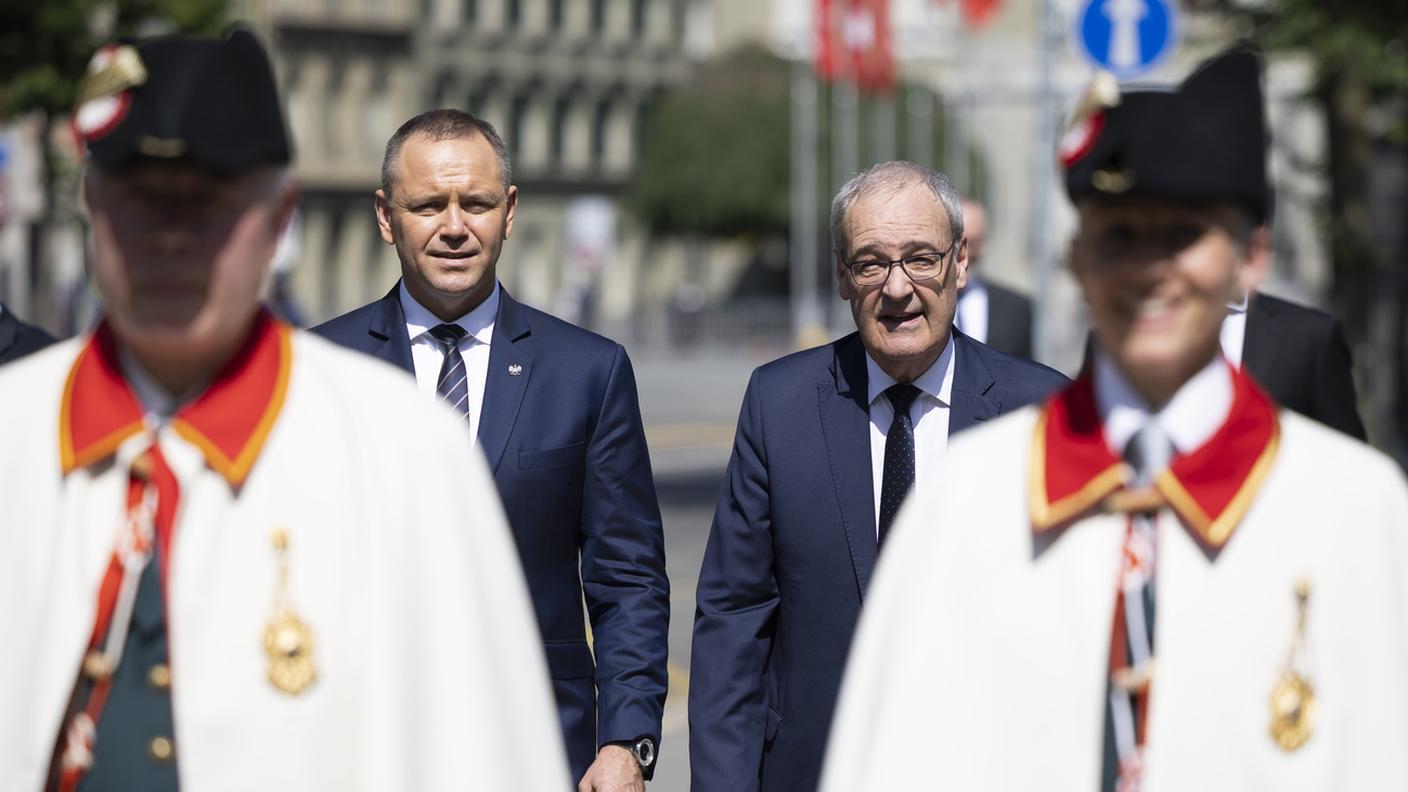 Il presidente polacco Karol Nawrocki e il presidente della Confederazione Guy Parmelin
