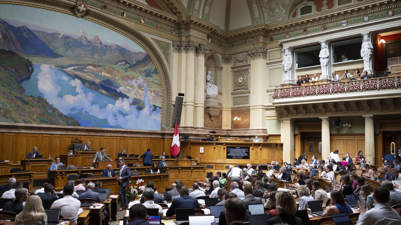 I futuri CCL non potranno prevedere salari inferiori a quelli cantonali secondo quanto emerso dal voto di lunedì