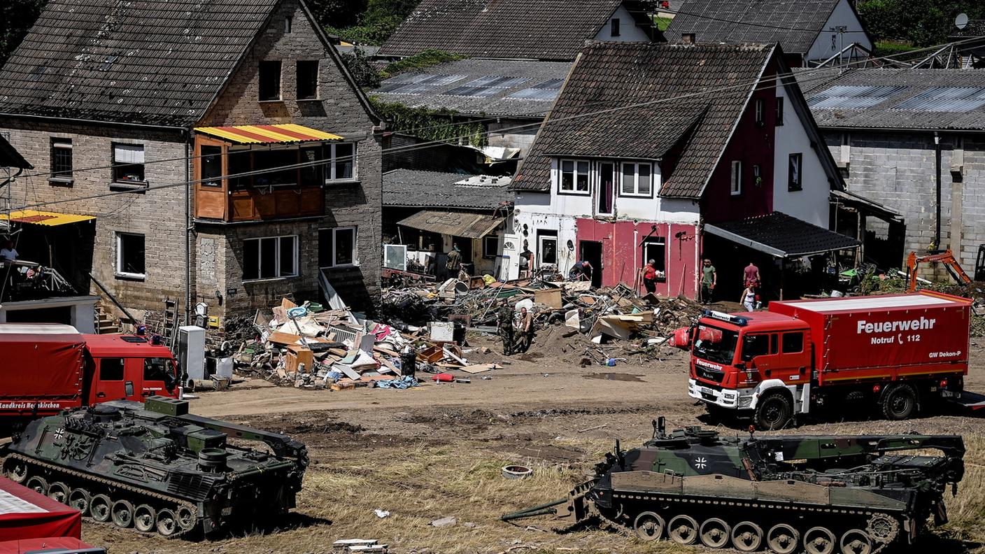 Il villaggio tedesco di Schuld, in Renania-Palatinato, devastato dalle alluvioni