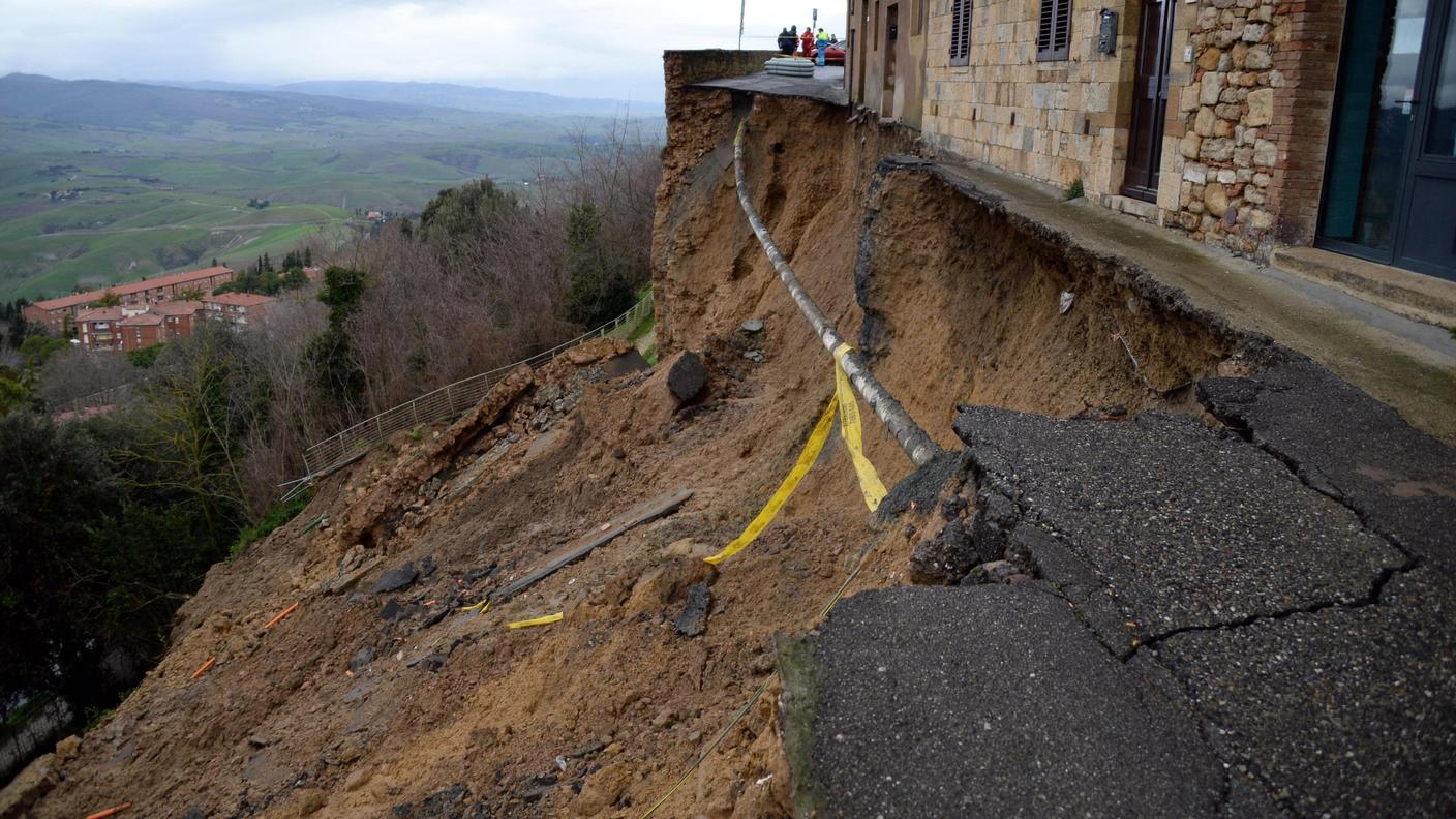 Le mura crollate di Volterra