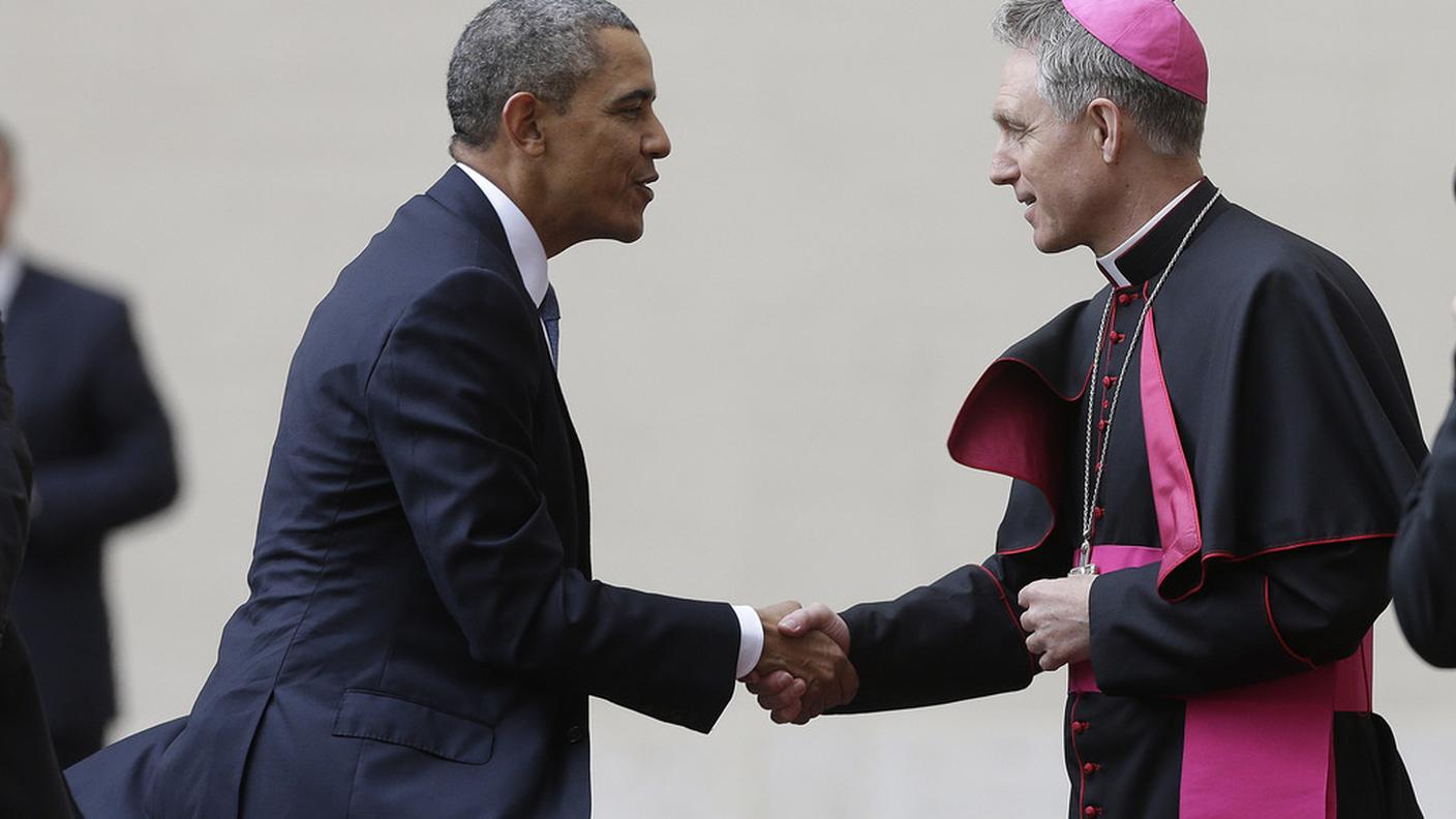 Obama accolto da monsignor Georg Gaenswein
