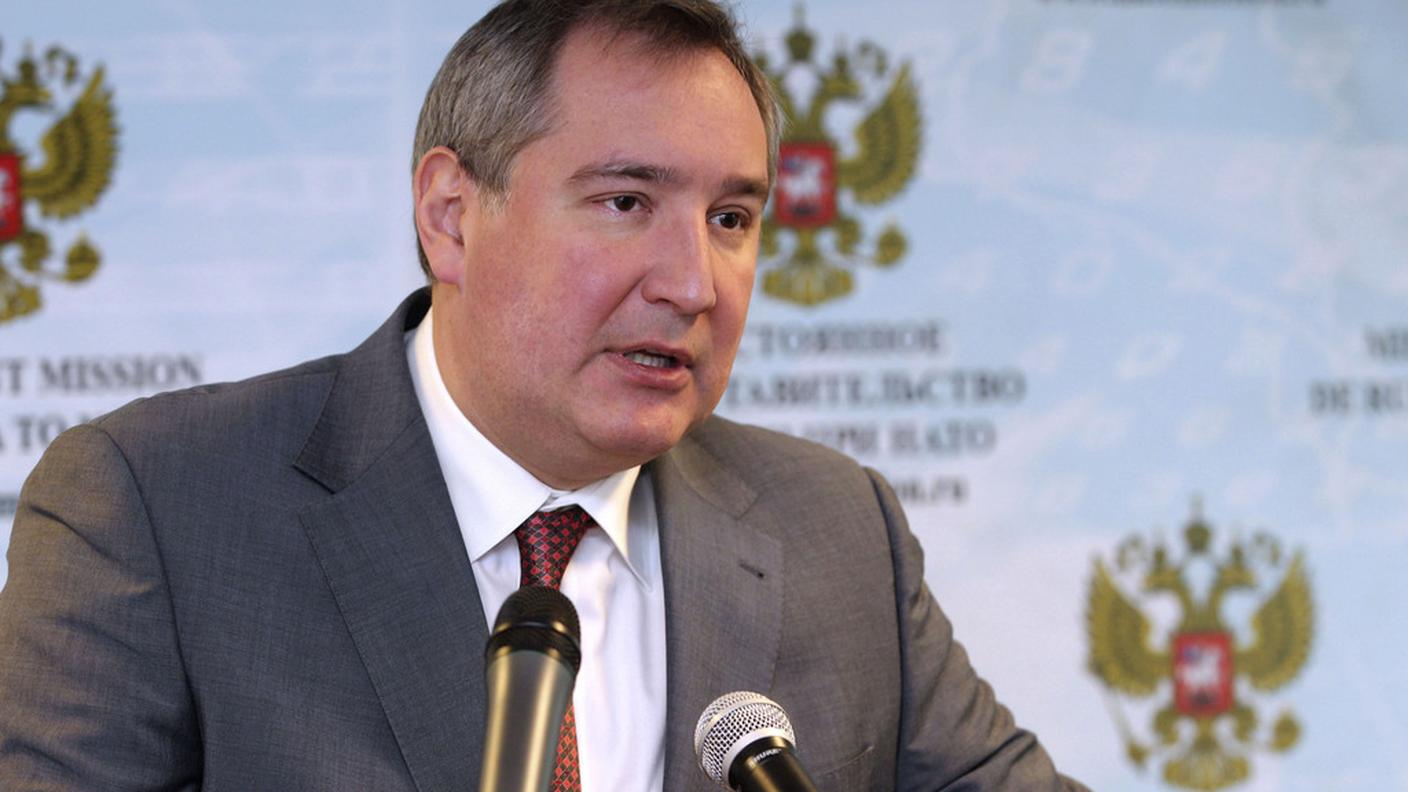 Il nome del vicepremier russo Dmitry Rogozin figura nella lista nera stilata dall'UE