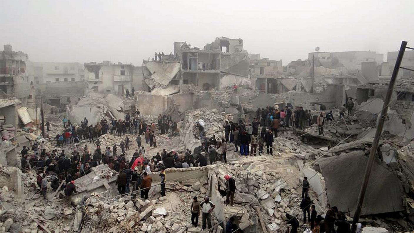 Aleppo Siria bombardamento 19.2.13 ky.JPG