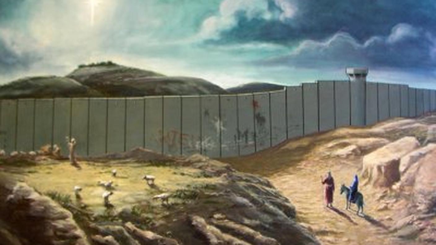 Betlemme è caratterizzata dalla presenza di alcune opere di Bansky, lo street artist britannico senza nome nè volto. Per far riflettere sulla costruzione del muro di separazione tra i Territori palestinesi ed israele, l'artista ha postato un'immagine su Twitter che si interroga su come avrebbero fatto Maria e Giuseppe a raggiungere Betlemme, dove vide la luce Gesù.